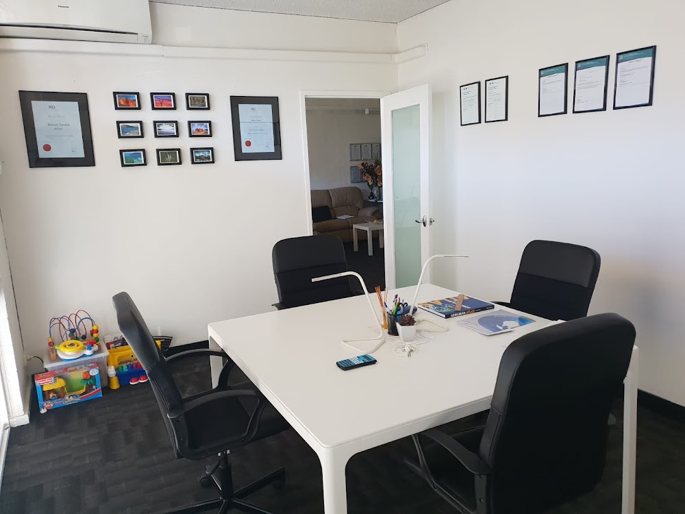 Vantage International Property & Finance